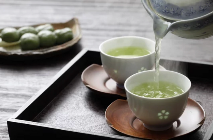 おいしい緑茶の淹れ方｜贈り物にも喜ばれる本格的な一杯を楽しむコツ